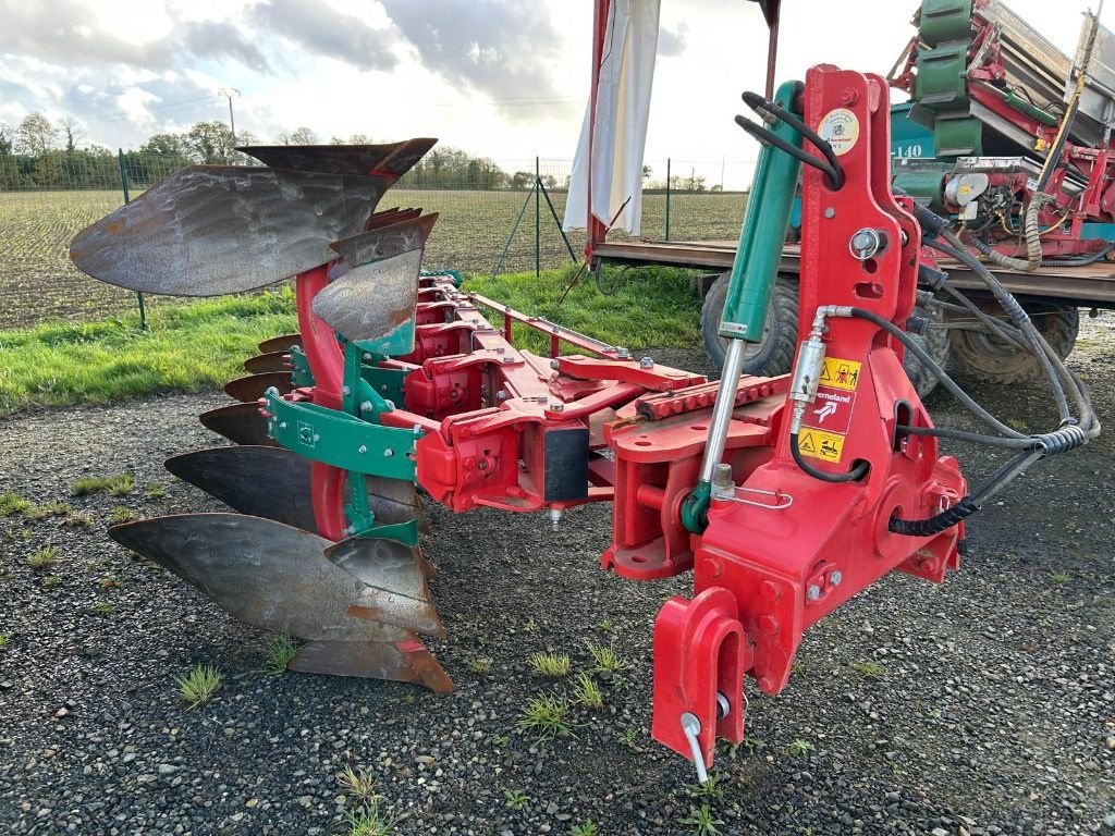 Pflug des Typs Kverneland ED-HD, Gebrauchtmaschine in JOSSELIN (Bild 6)