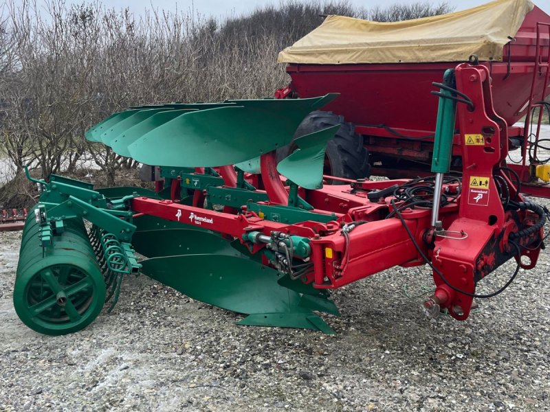 Pflug типа Kverneland EG 100-300-28 Med Packomat, Gebrauchtmaschine в Løgstør