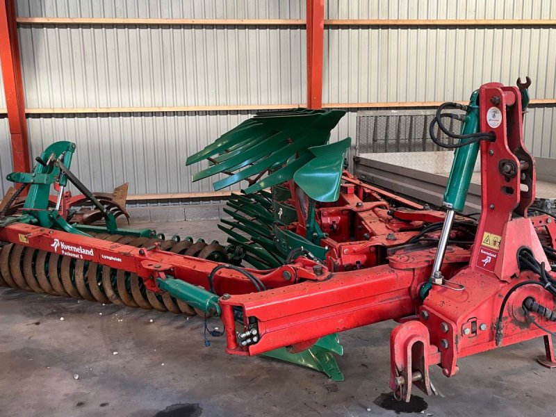 Pflug от тип Kverneland EG 100-300-30 Med packomat, Gebrauchtmaschine в Løgstør (Снимка 1)