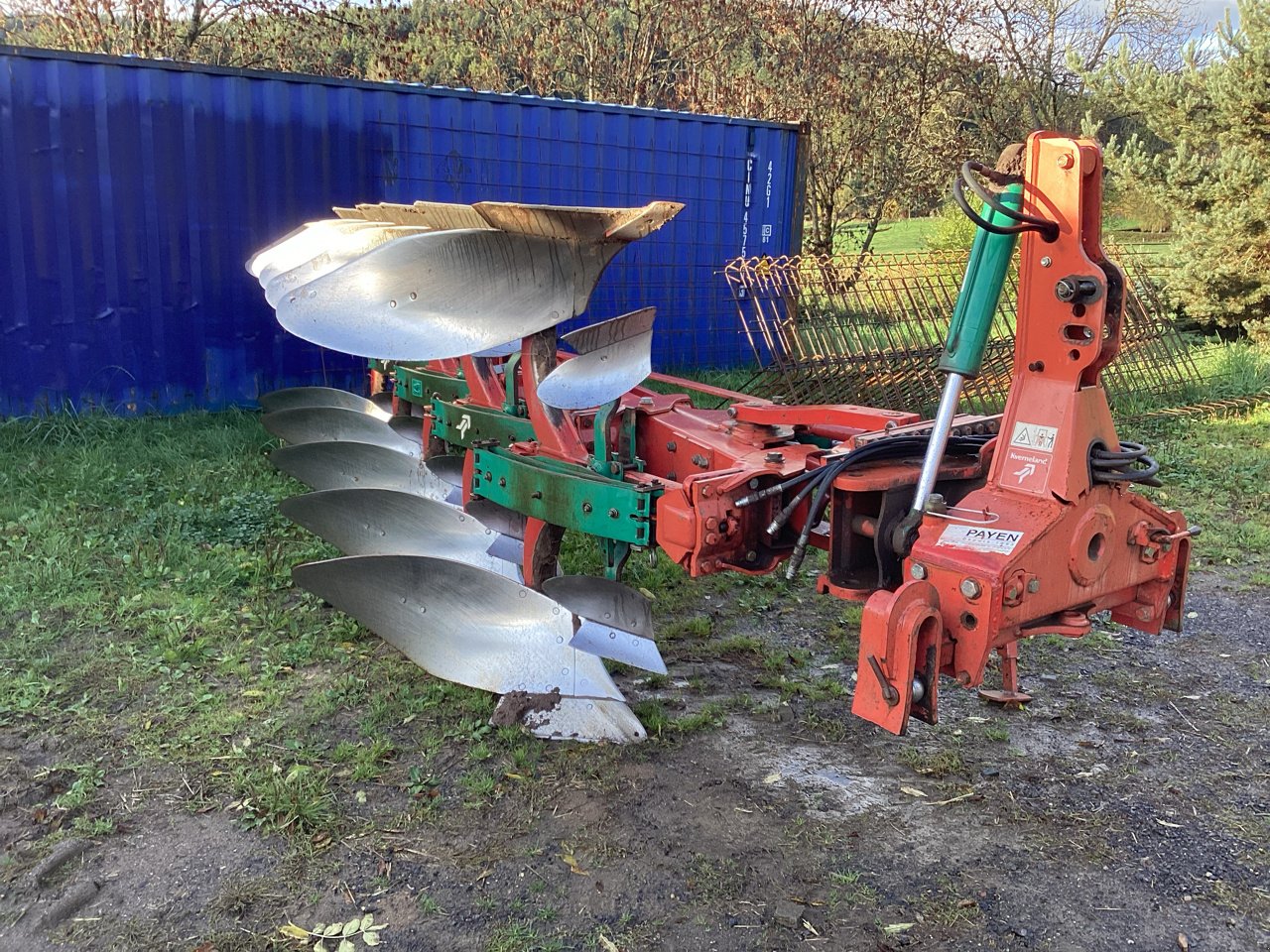 Pflug des Typs Kverneland EG 100 300, Gebrauchtmaschine in VERNOUX EN VIVARAIS (Bild 3)