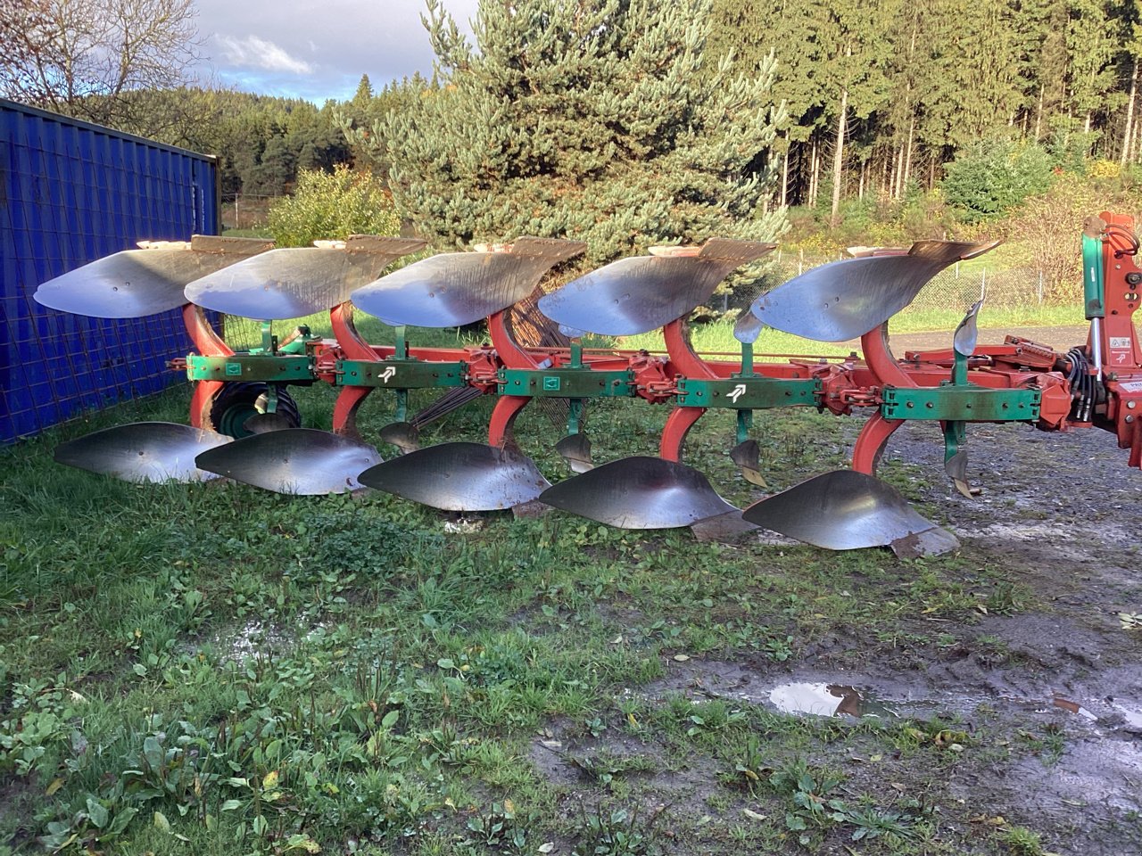 Pflug des Typs Kverneland EG 100 300, Gebrauchtmaschine in VERNOUX EN VIVARAIS (Bild 4)