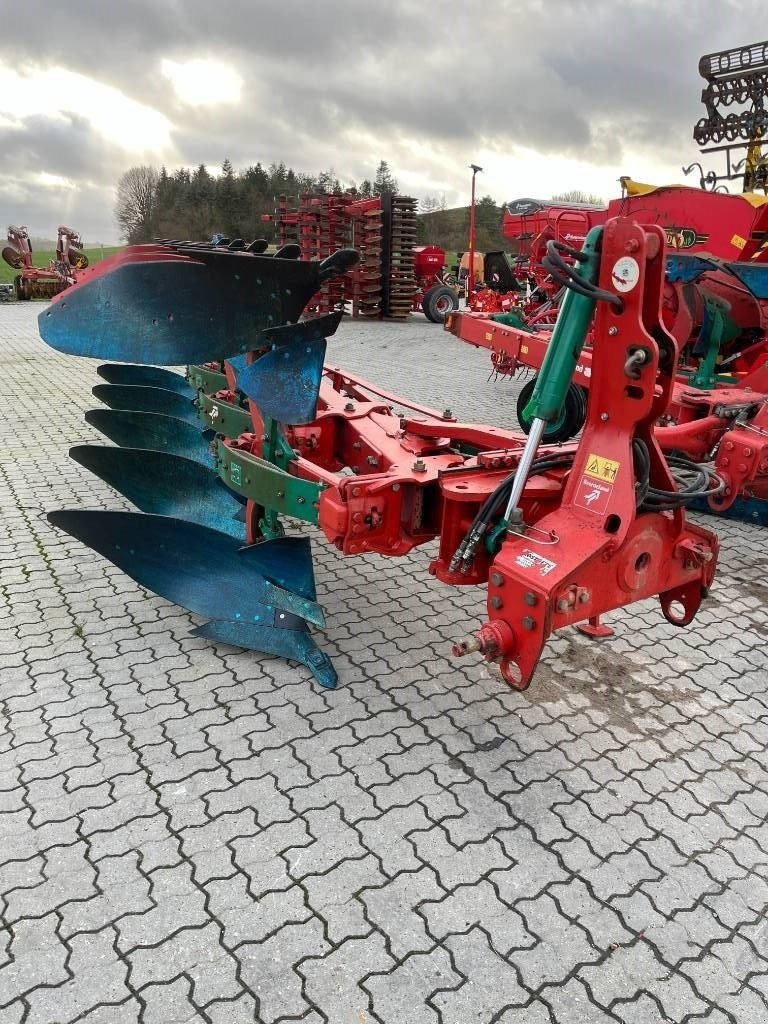 Pflug des Typs Kverneland EG 300 5 furet, Gebrauchtmaschine in Mern (Bild 1)