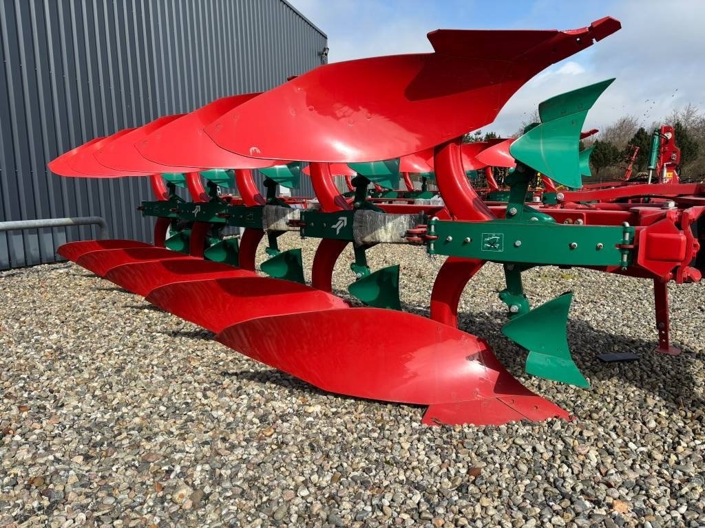 Pflug des Typs Kverneland EG 300 VH 5 F, Gebrauchtmaschine in Ribe (Bild 1)