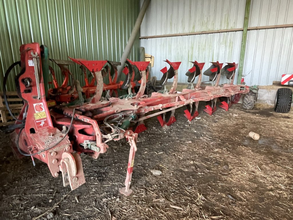 Pflug от тип Kverneland EG, Gebrauchtmaschine в PONTIVY (Снимка 1)