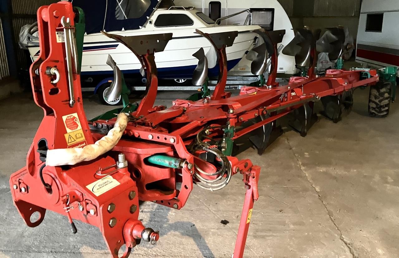 Pflug des Typs Kverneland EG300 5-FURET, Gebrauchtmaschine in Middelfart (Bild 1)