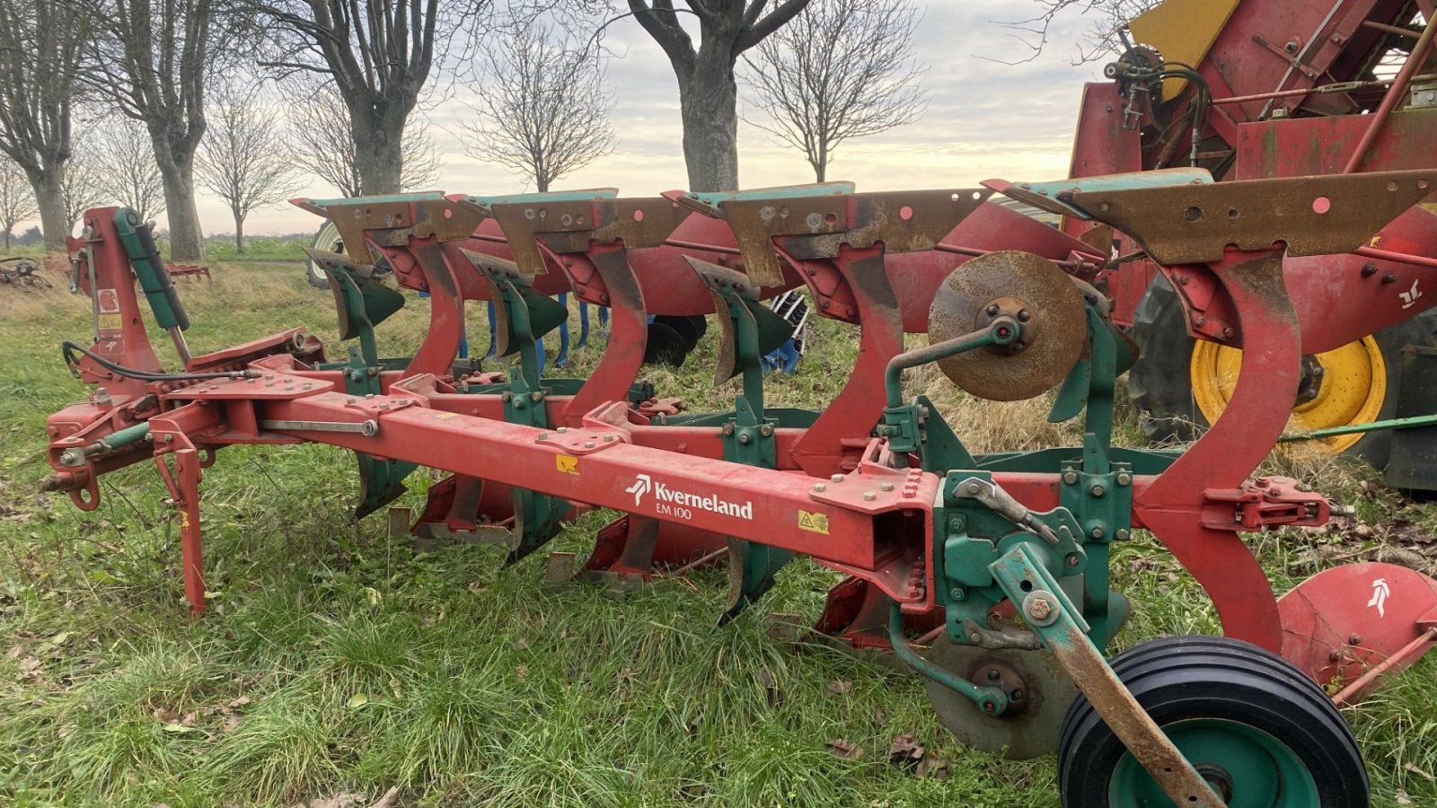 Pflug van het type Kverneland EM 100 m/Packomat pakker, Gebrauchtmaschine in øster ulslev (Foto 2)