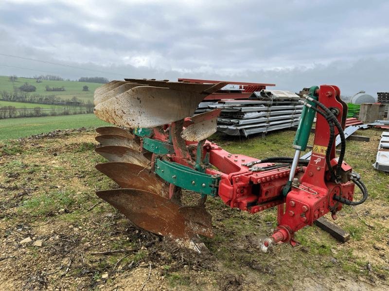Pflug του τύπου Kverneland EM1005F, Gebrauchtmaschine σε VOUZIERS (Φωτογραφία 4)