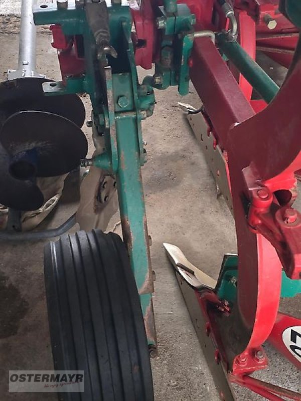 Pflug tipa Kverneland ES 100/5/200 hydraulische Steinsicherung, Gebrauchtmaschine u Rohr i .NB (Slika 5)