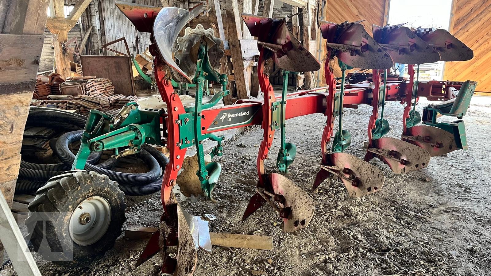 Pflug tipa Kverneland KKLB 100-300 inkl. Packer, Gebrauchtmaschine u Regensburg (Slika 1)