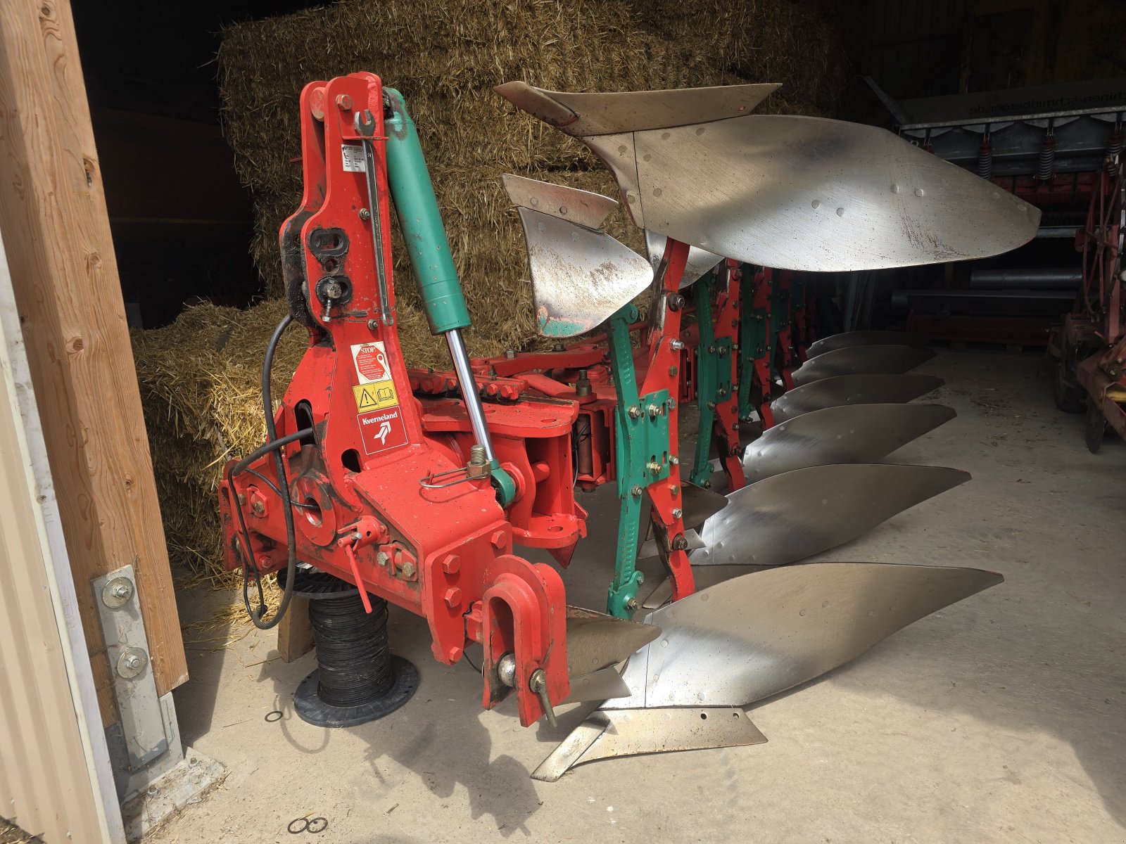Pflug des Typs Kverneland KKLD-100-300, Gebrauchtmaschine in Treuchtlingen (Bild 7)