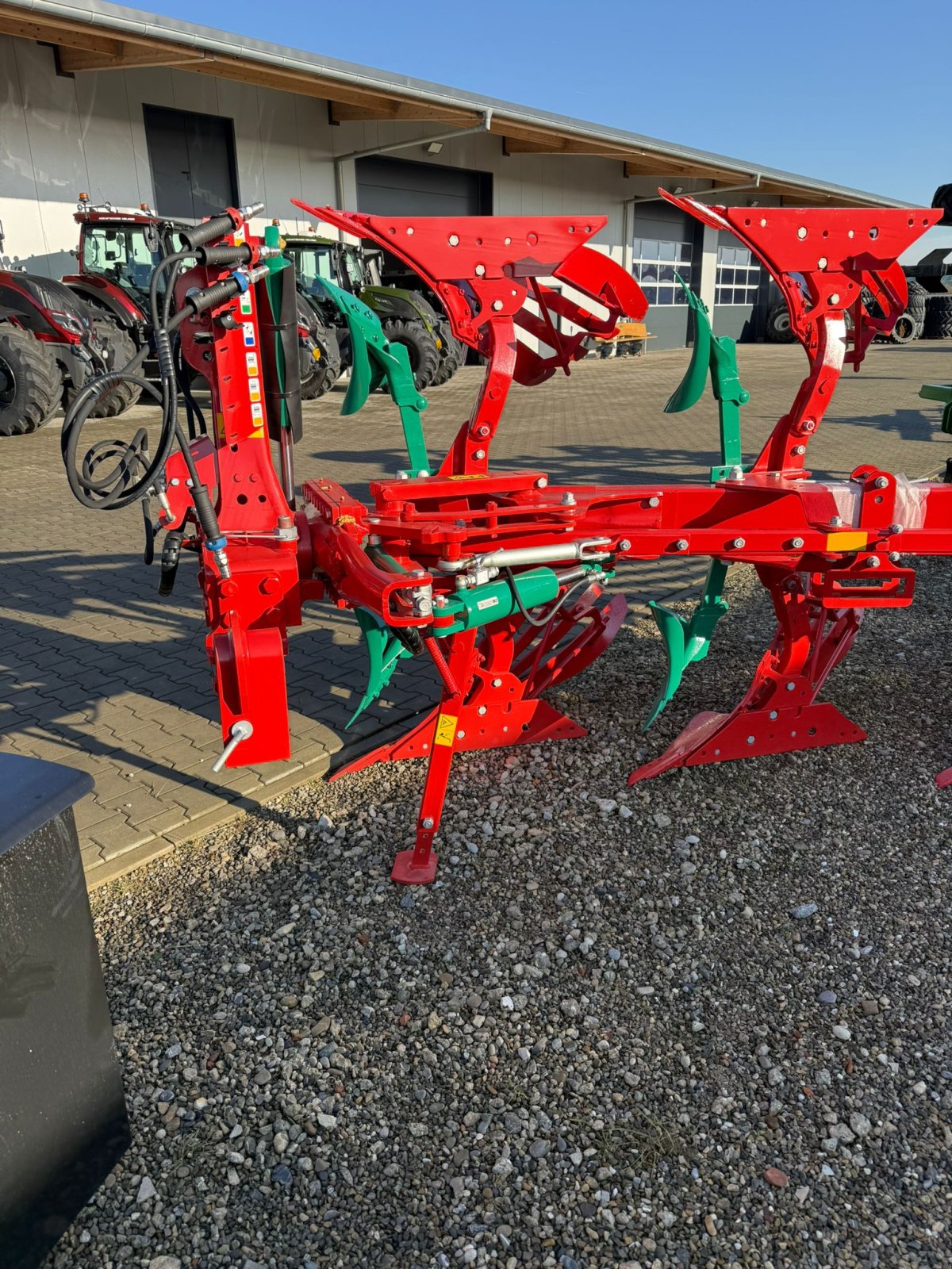 Pflug tipa Kverneland LB 100-200-5, Neumaschine u Rain (Slika 5)