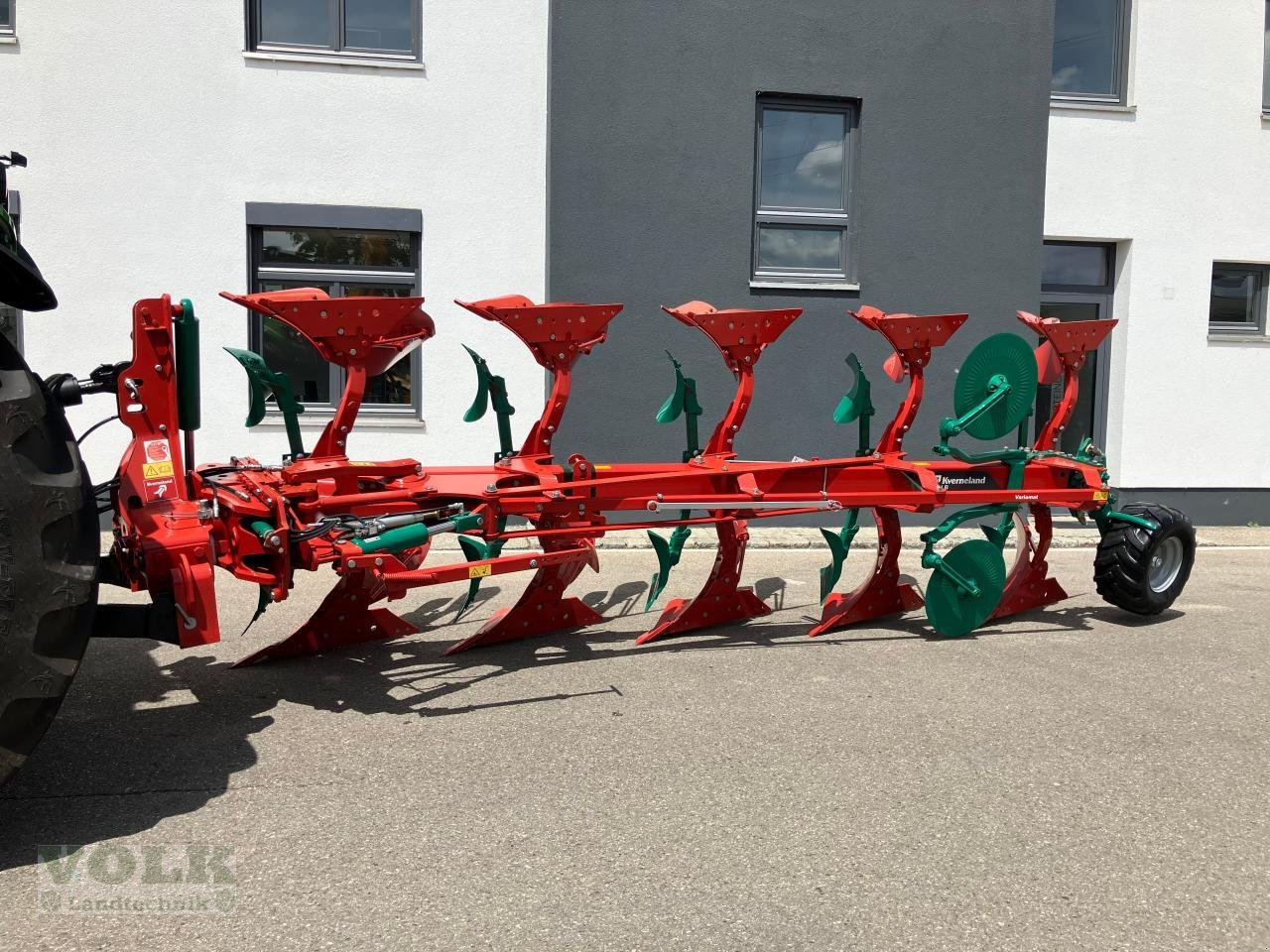 Pflug des Typs Kverneland LB 100/300 5 Schar Pflug, Neumaschine in Friedberg-Derching (Bild 1)
