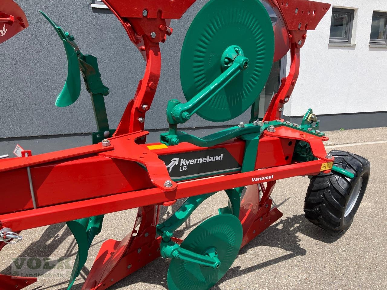 Pflug des Typs Kverneland LB 100/300 5 Schar Pflug, Neumaschine in Friedberg-Derching (Bild 9)