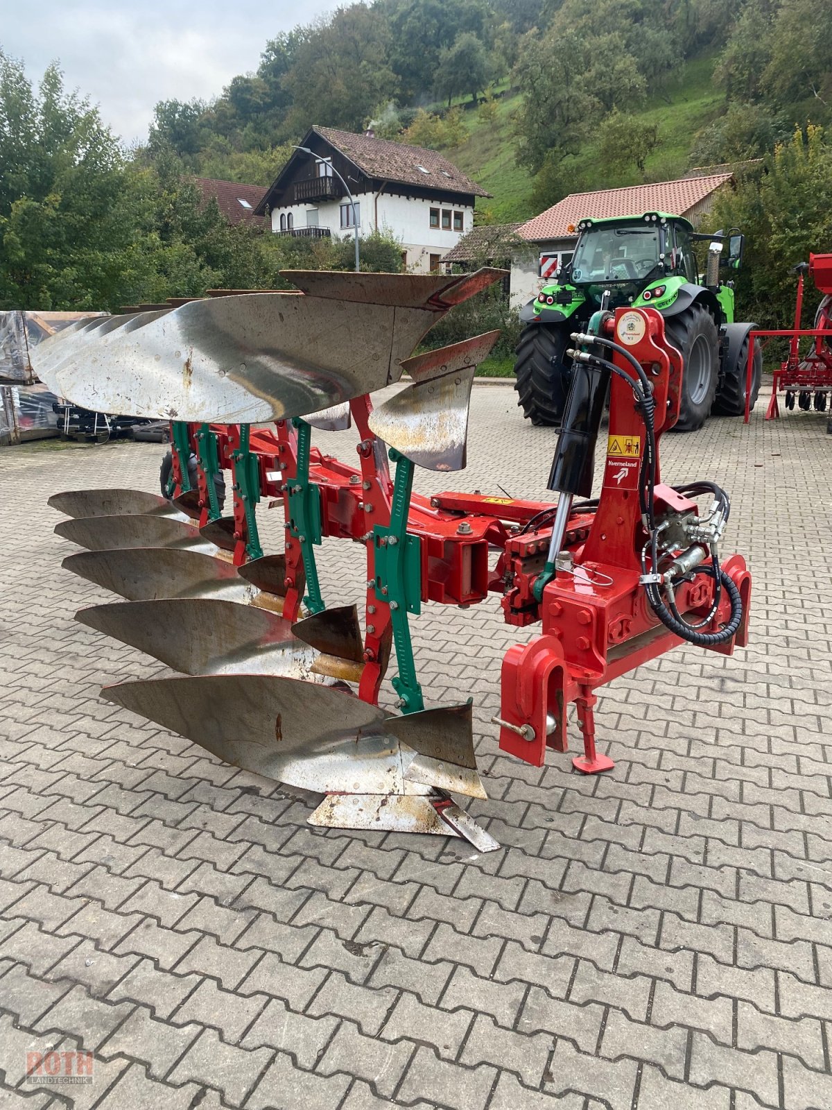 Pflug des Typs Kverneland LB 100 Vario, Gebrauchtmaschine in Untermünkheim (Bild 2)