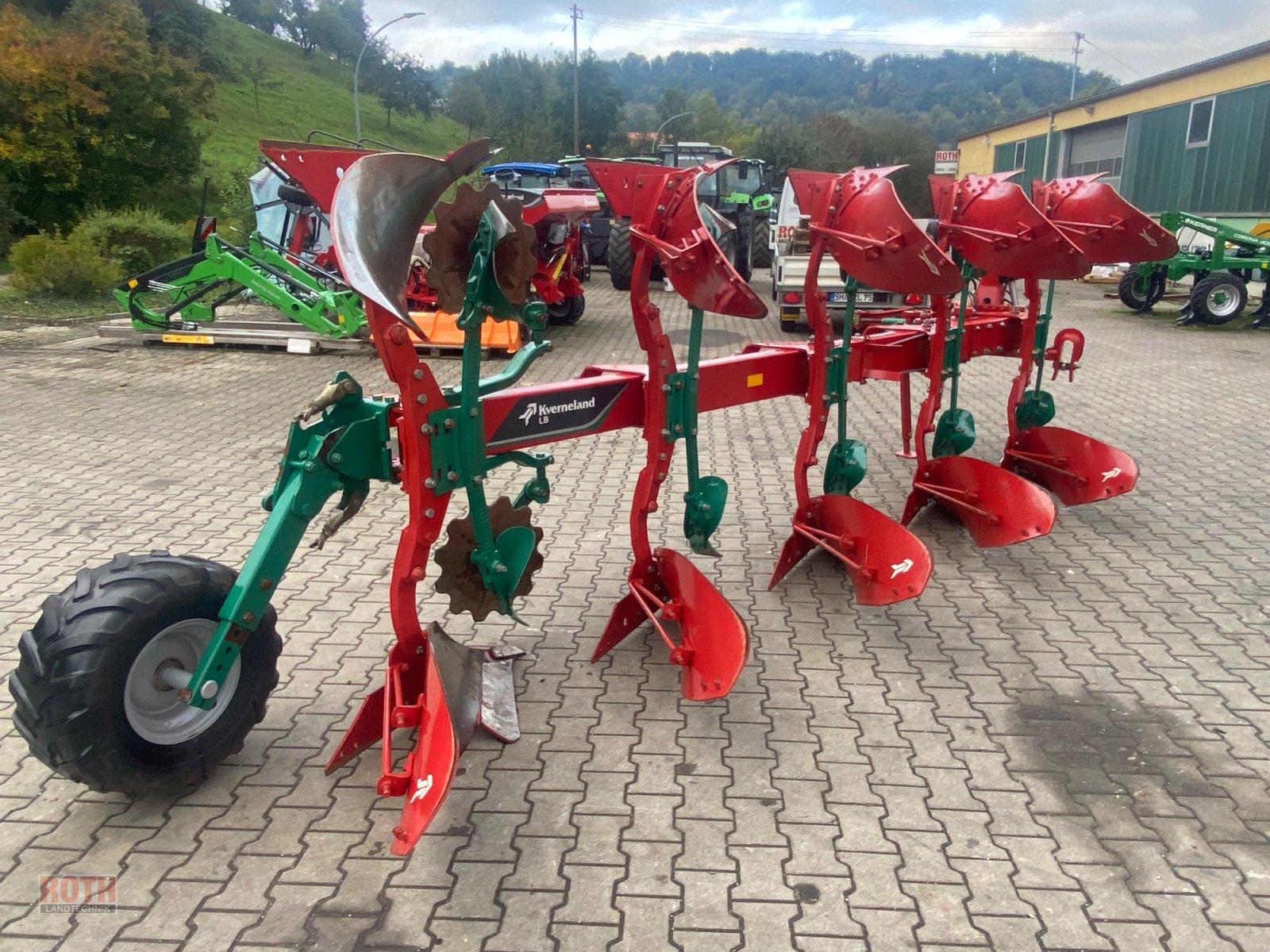 Pflug des Typs Kverneland LB 100 Vario, Gebrauchtmaschine in Untermünkheim (Bild 5)