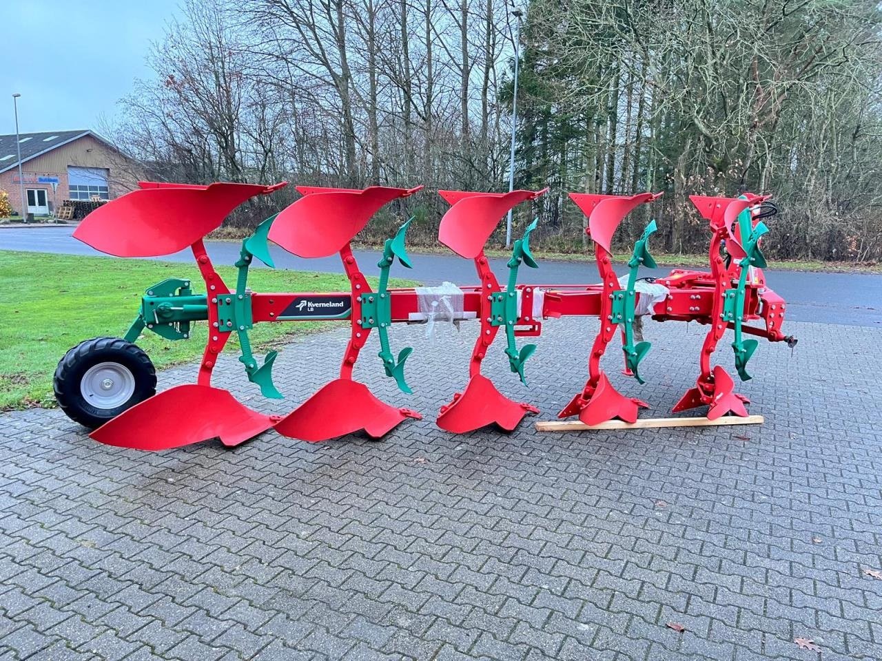 Pflug типа Kverneland LB 300 5 FURET, Gebrauchtmaschine в Tim (Фотография 3)