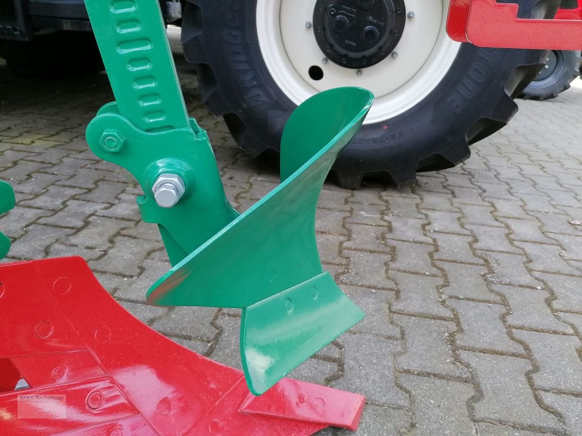 Pflug des Typs Kverneland LB100-200 5 Vario, Neumaschine in Obing (Bild 5)