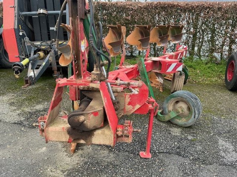 Pflug du type Kverneland LH, Gebrauchtmaschine en les hayons (Photo 1)