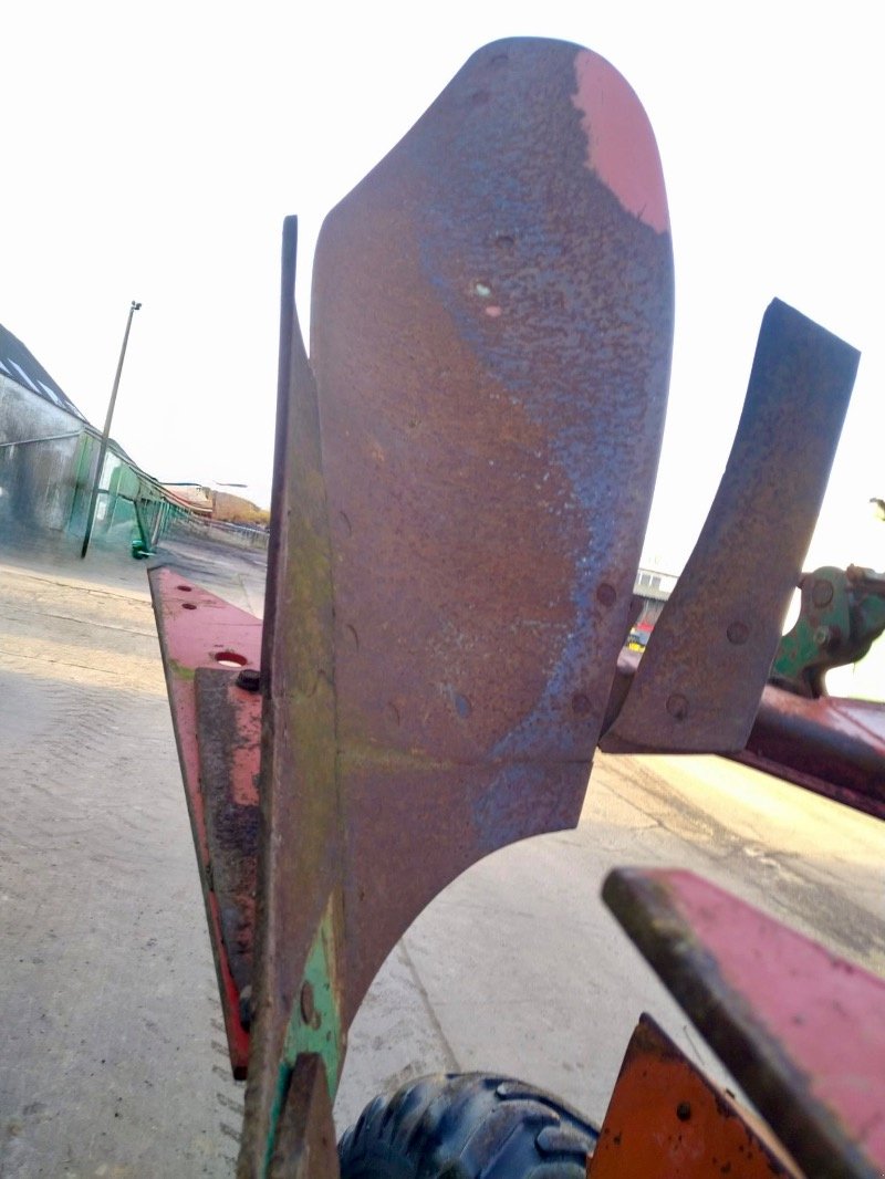 Pflug от тип Kverneland PB 100, Gebrauchtmaschine в Liebenwalde (Снимка 16)