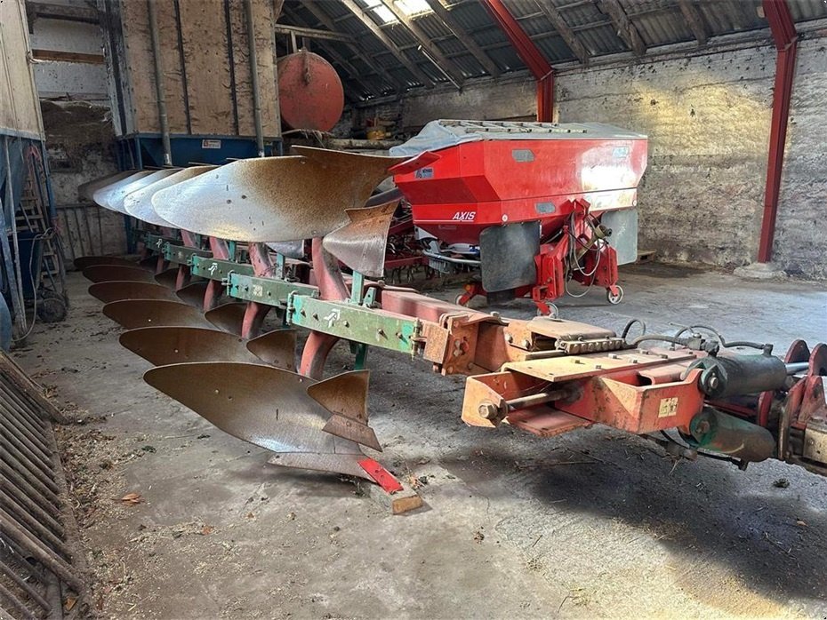 Pflug des Typs Kverneland PB100, Gebrauchtmaschine in Gjerlev J. (Bild 2)