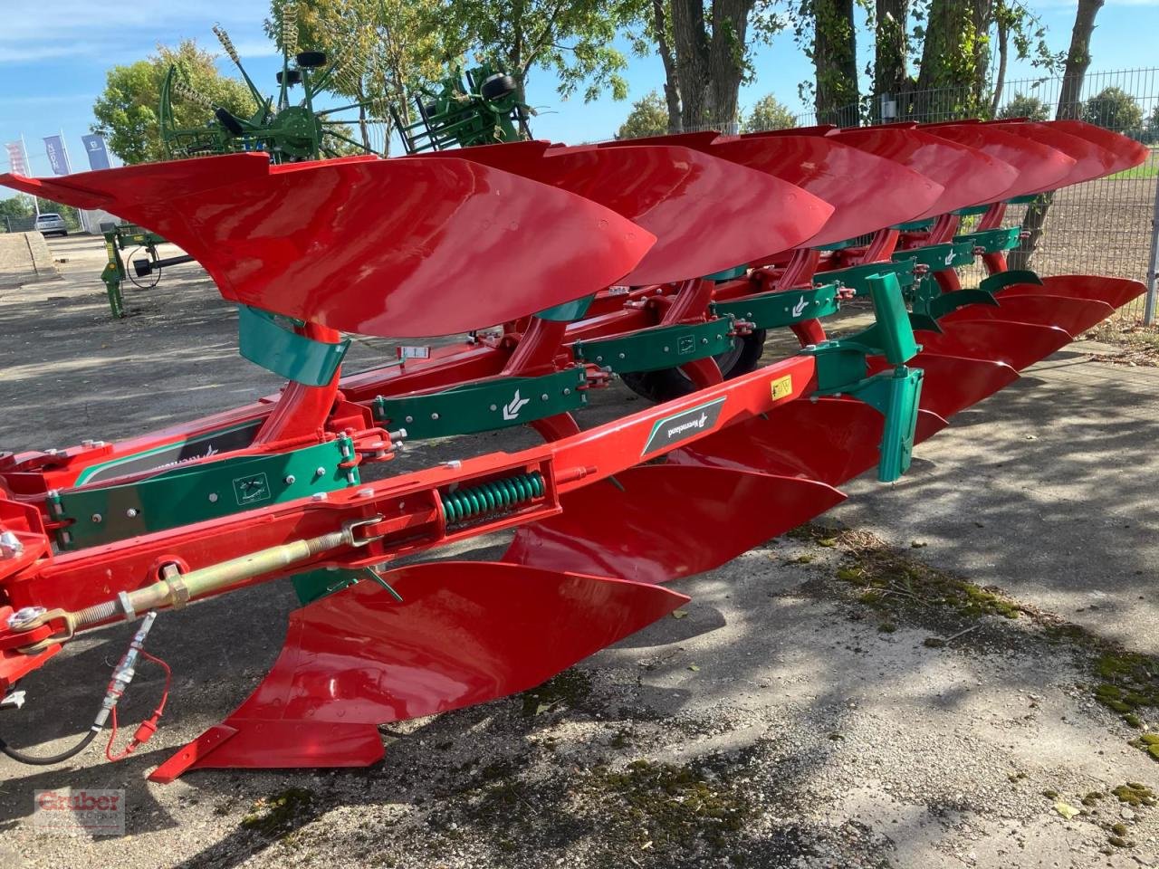 Pflug des Typs Kverneland PG-100-7 scharig, Neumaschine in Elsnig (Bild 2)