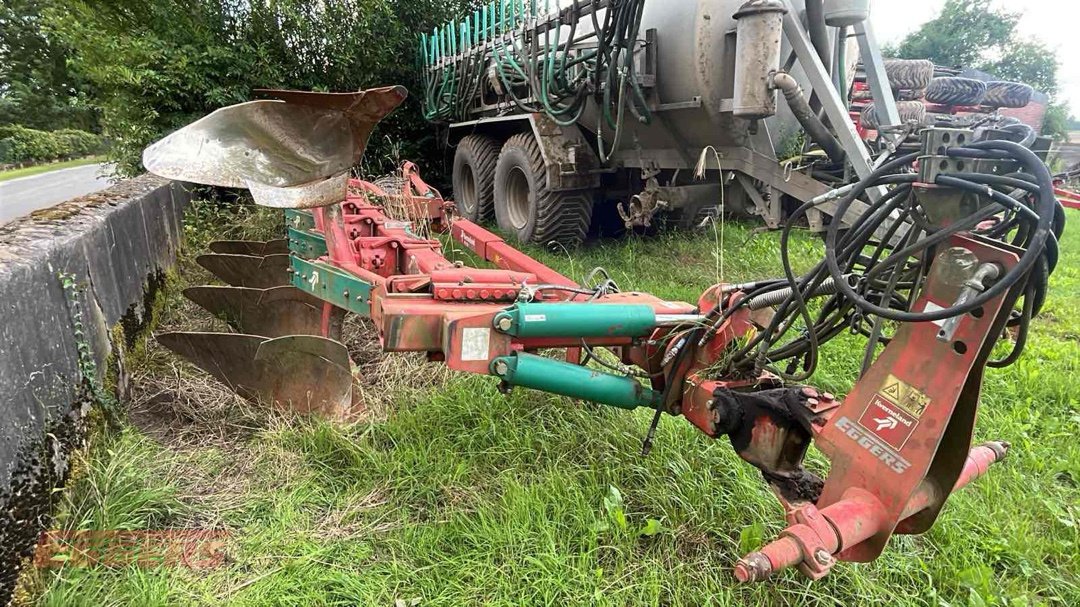 Pflug des Typs Kverneland PG 100 8-Schar, Gebrauchtmaschine in Suhlendorf (Bild 3)