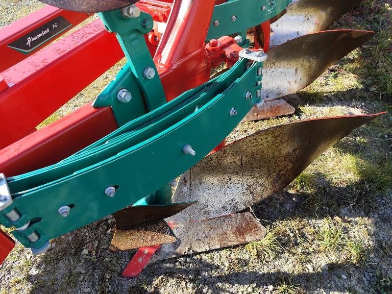 Pflug des Typs Kverneland PG 6, Gebrauchtmaschine in CHAUMESNIL (Bild 6)
