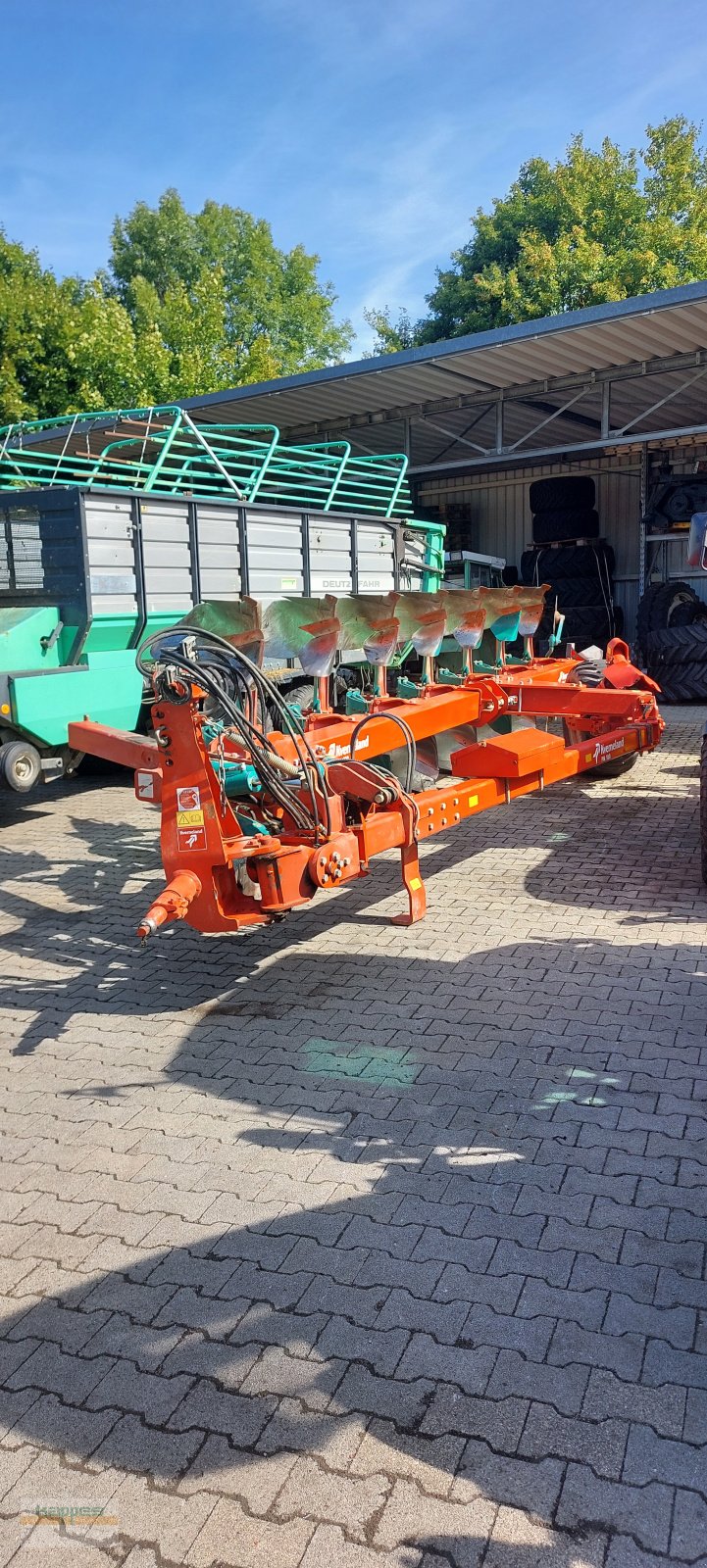 Pflug des Typs Kverneland PN 100-77RH, Gebrauchtmaschine in Niederstetten (Bild 1)