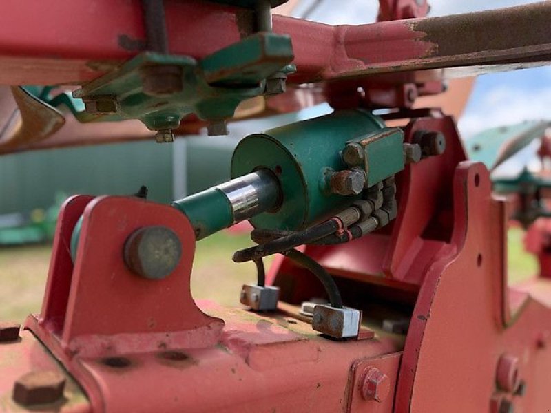 Pflug typu Kverneland PW 100 VARIOMAT 8 korp, Gebrauchtmaschine v Kaunas (Obrázek 19)