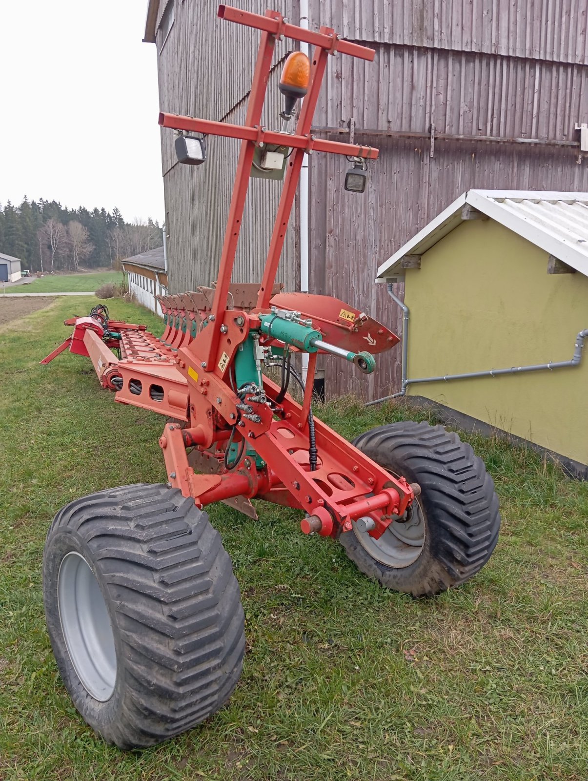 Pflug des Typs Kverneland PW 100, Gebrauchtmaschine in Weißenstadt (Bild 8)