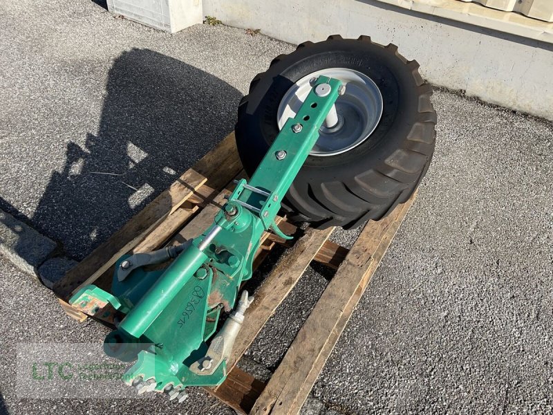 Pflug del tipo Kverneland Stützrad 320/60 x 12, Neumaschine en Kalsdorf