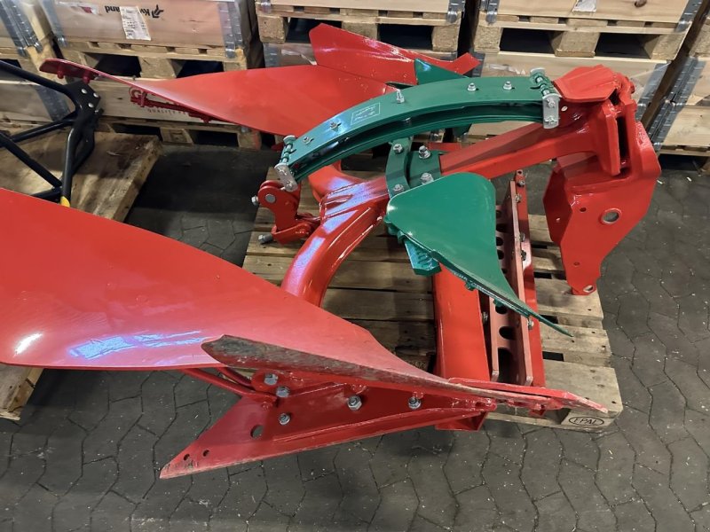 Pflug of the type Kverneland UDBYGNINGSFURE EG100, Gebrauchtmaschine in Hadsten (Picture 1)