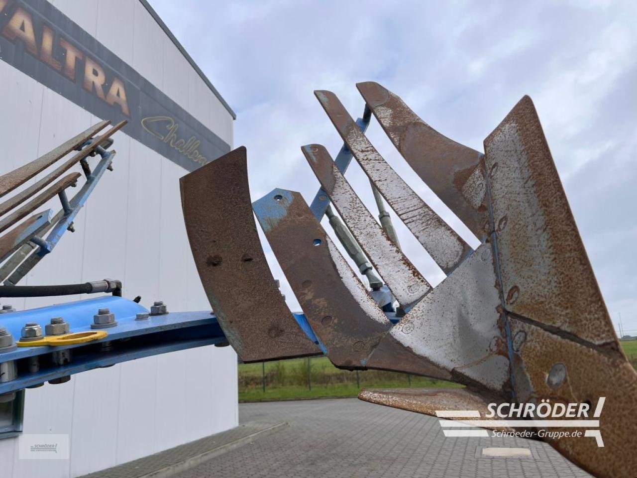 Pflug Türe ait Lemken DIAMANT 16 V U - VORFÜHRER, Gebrauchtmaschine içinde Leizen (resim 11)