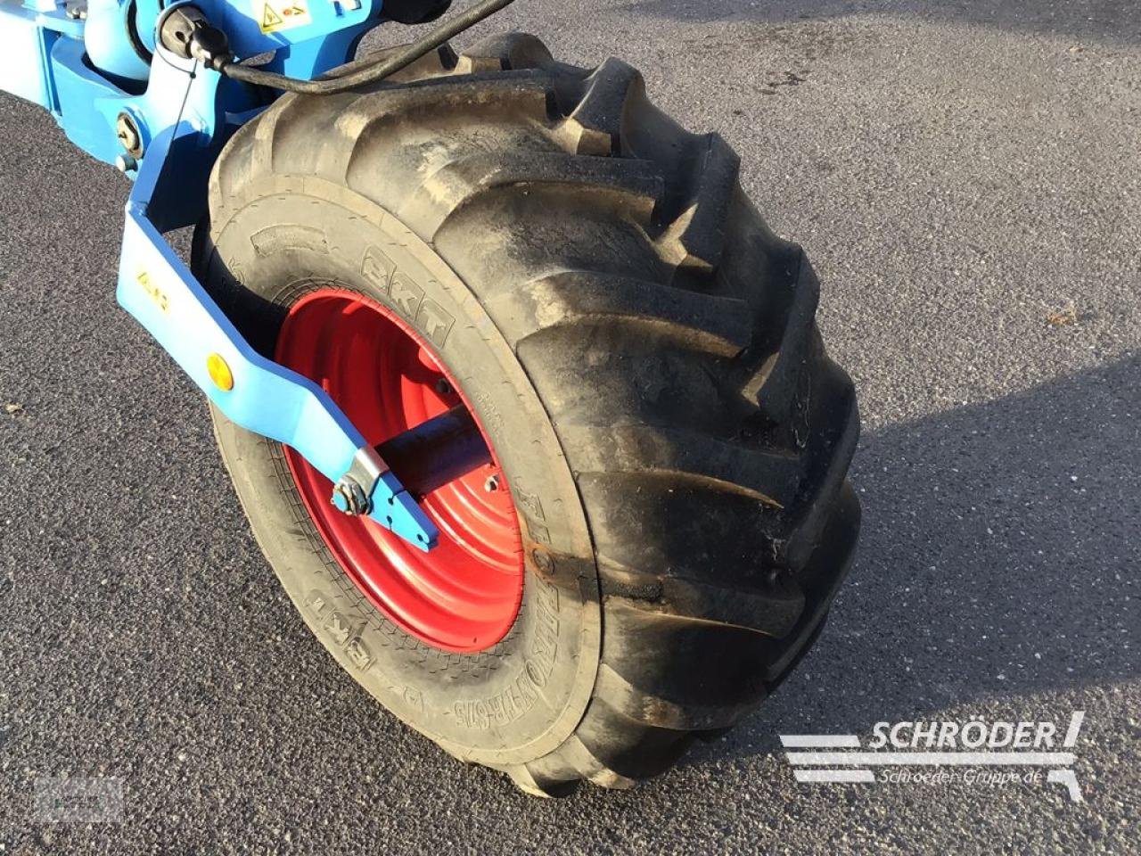 Pflug of the type Lemken DIAMANT 16 V U - VORFÜHRER, Gebrauchtmaschine in Penzlin (Picture 11)