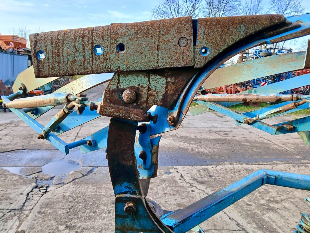 Pflug Türe ait Lemken Euro Diamant - 6 Schar, Gebrauchtmaschine içinde Liebenwalde (resim 10)