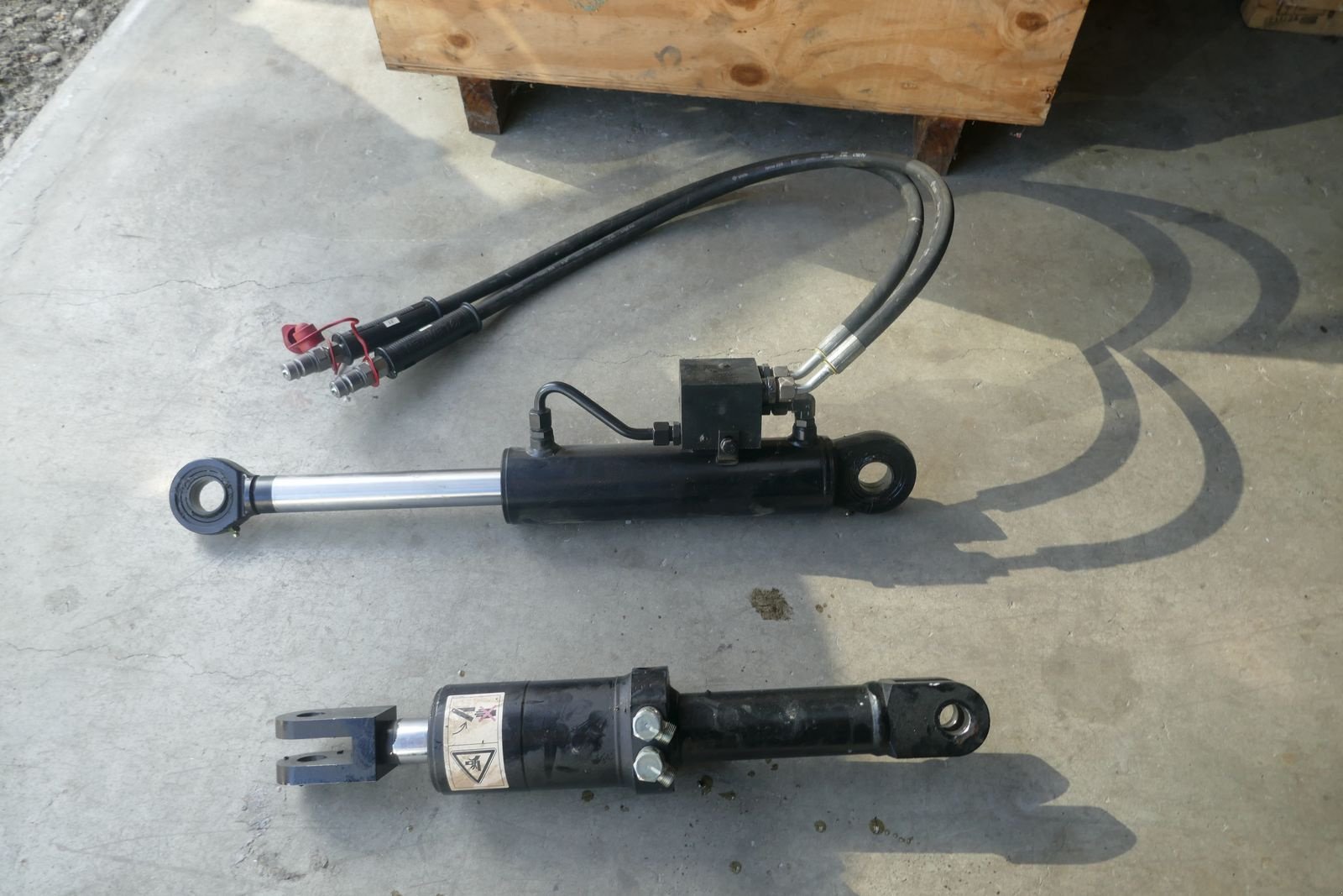 Pflug Türe ait Lemken Hydraulikzylinder VarioPal 5, Gebrauchtmaschine içinde Villach (resim 3)