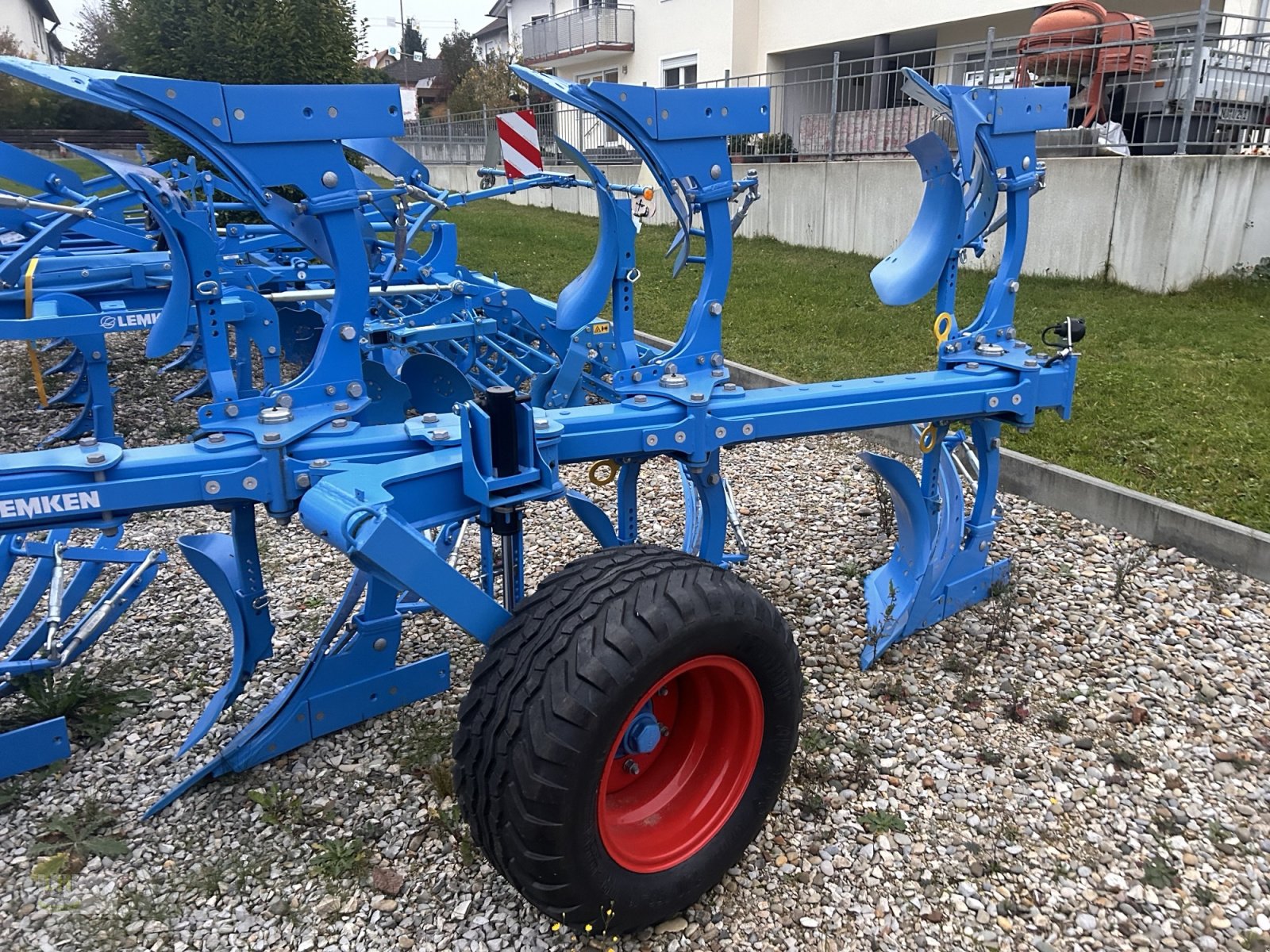 Pflug des Typs Lemken Juwel 7 Vario, Neumaschine in Aresing (Bild 3)