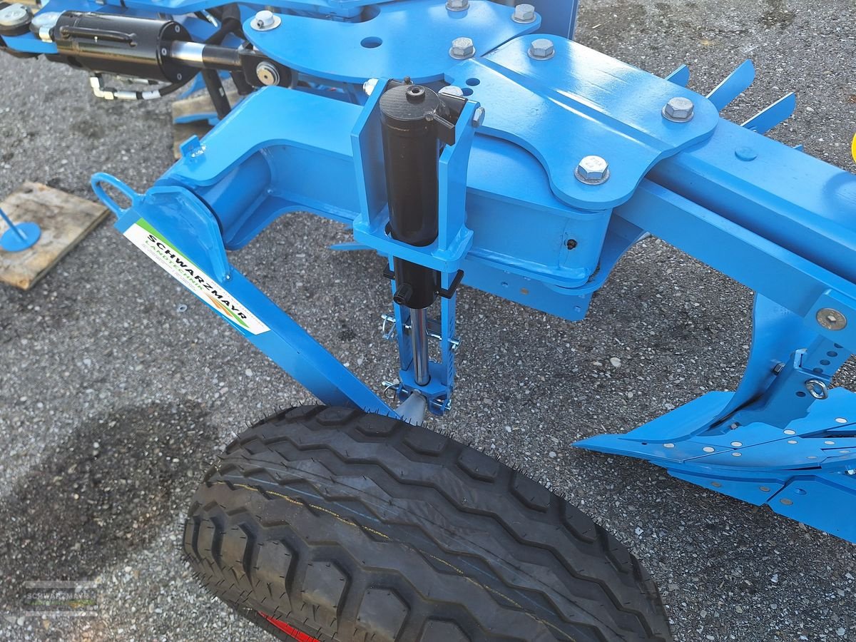Pflug des Typs Lemken Juwel  7M V4 N100, Neumaschine in Aurolzmünster (Bild 11)