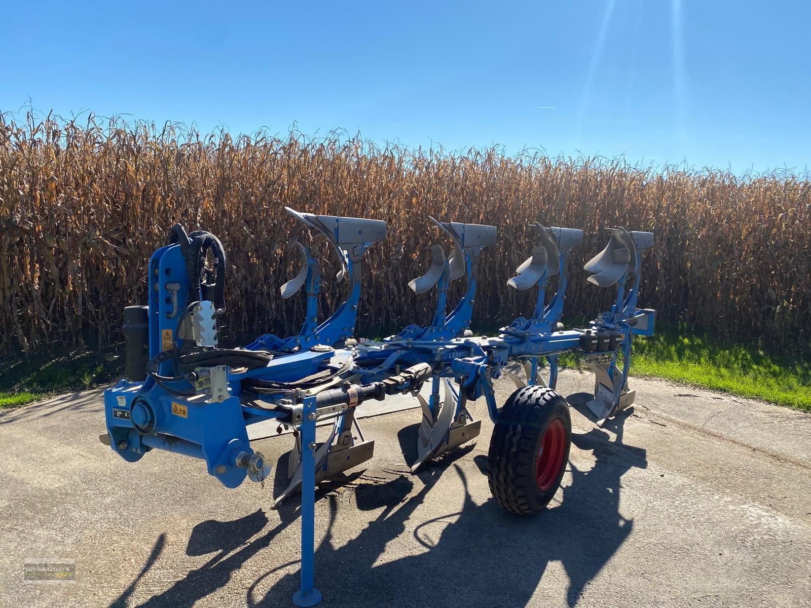 Pflug van het type Lemken Juwel 7MV T 4L100 mit hydraulischer Steinsicheru, Gebrauchtmaschine in Gampern (Foto 1)