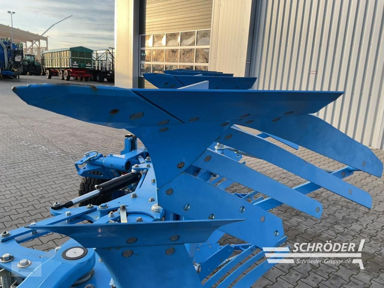 Pflug des Typs Lemken JUWEL 8 M V 5 N 100, Neumaschine in Holdorf (Bild 9)