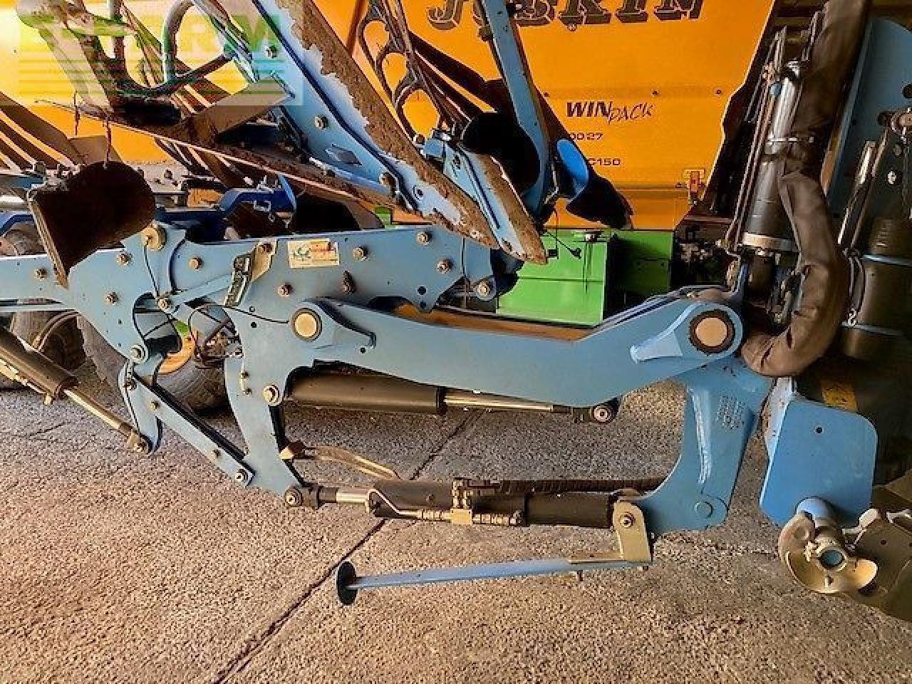 Pflug des Typs Lemken juwel 8 v 6-schaar on-land, Gebrauchtmaschine in gg VEGHEL (Bild 4)