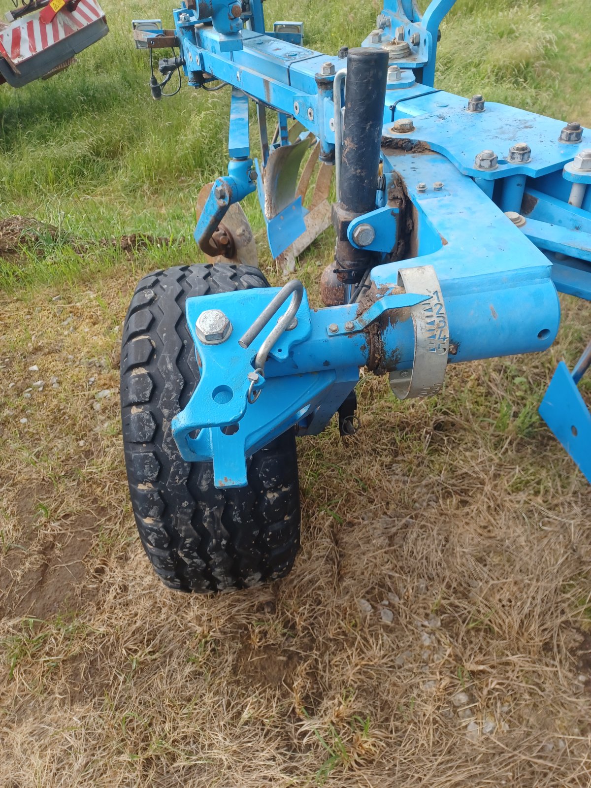 Pflug des Typs Lemken Juwel 8 V, Gebrauchtmaschine in Uffenheim (Bild 3)