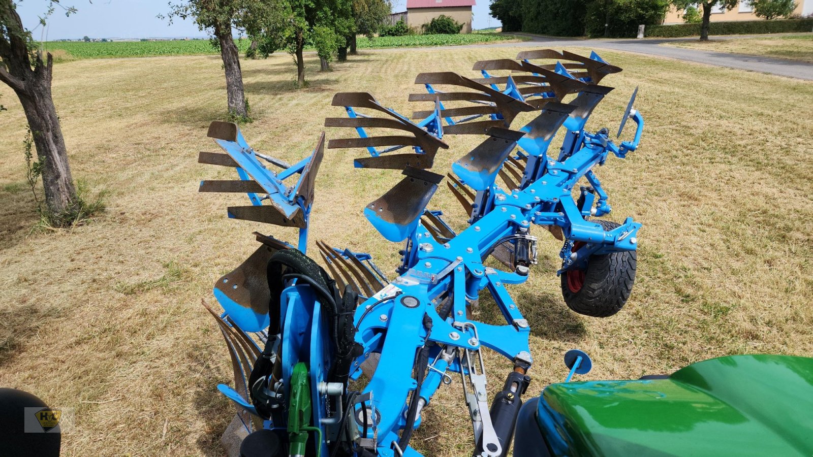 Pflug des Typs Lemken Juwel 8 Vario 5furchig Vorführpflug, Gebrauchtmaschine in Willanzheim (Bild 2)