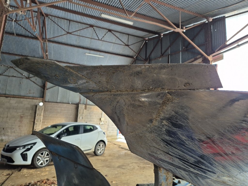 Pflug des Typs Lemken Juwel 8, Gebrauchtmaschine in MANDRES-SUR-VAIR (Bild 8)