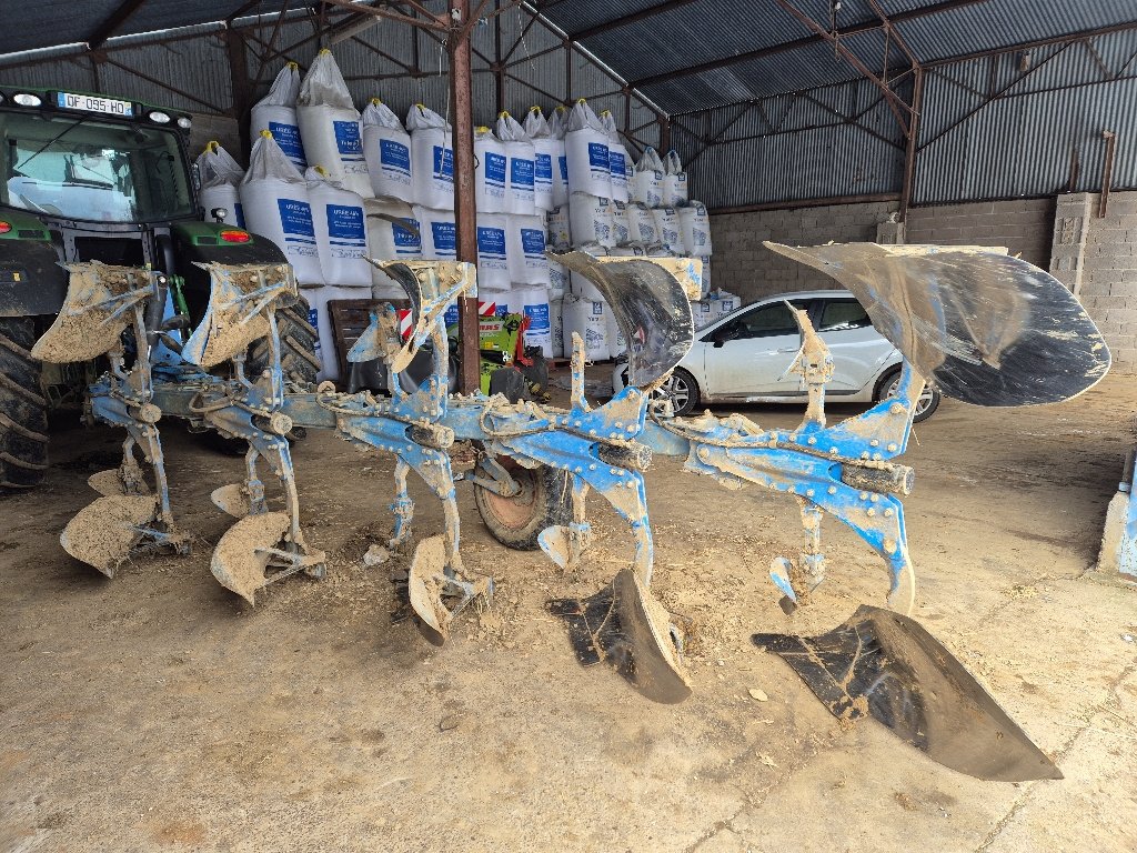 Pflug des Typs Lemken Juwel 8, Gebrauchtmaschine in MANDRES-SUR-VAIR (Bild 3)