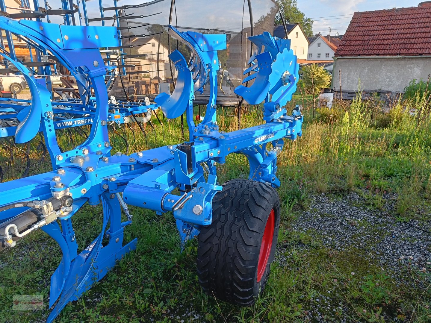 Pflug des Typs Lemken Juwel 8, Neumaschine in Friedberg (Bild 2)