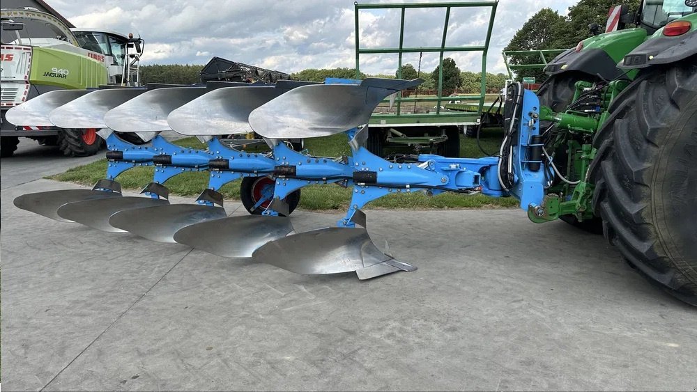 Pflug du type Lemken Juwel 8, Gebrauchtmaschine en Chwaliszew (Photo 1)