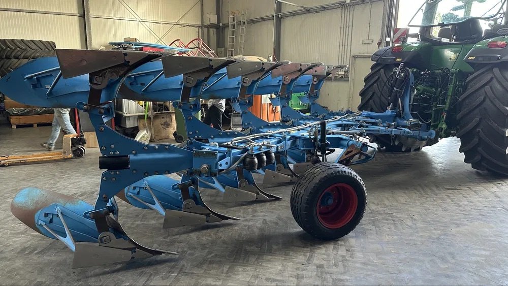 Pflug du type Lemken Juwel 8, Gebrauchtmaschine en Chwaliszew (Photo 3)