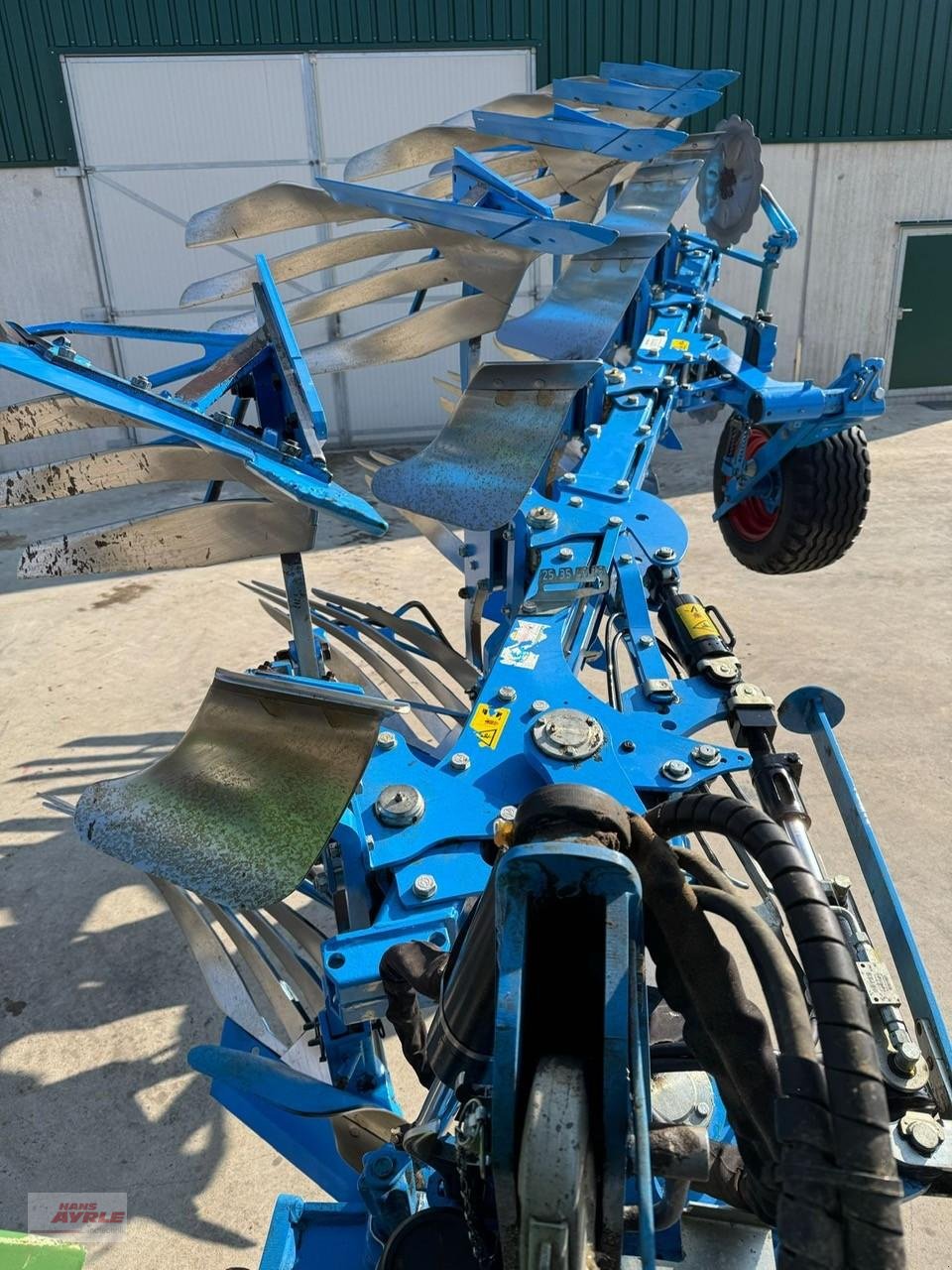 Pflug of the type Lemken Juwel7V4+1N100, Gebrauchtmaschine in Steinheim (Picture 13)