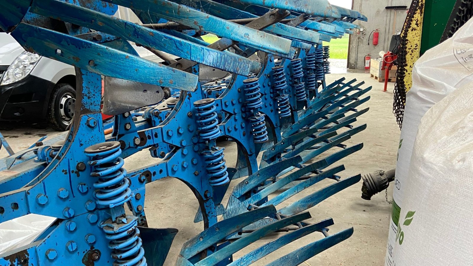 Pflug типа Lemken Vari Diamant 10x 8 furet med riste, Gebrauchtmaschine в Løgstør (Фотография 1)